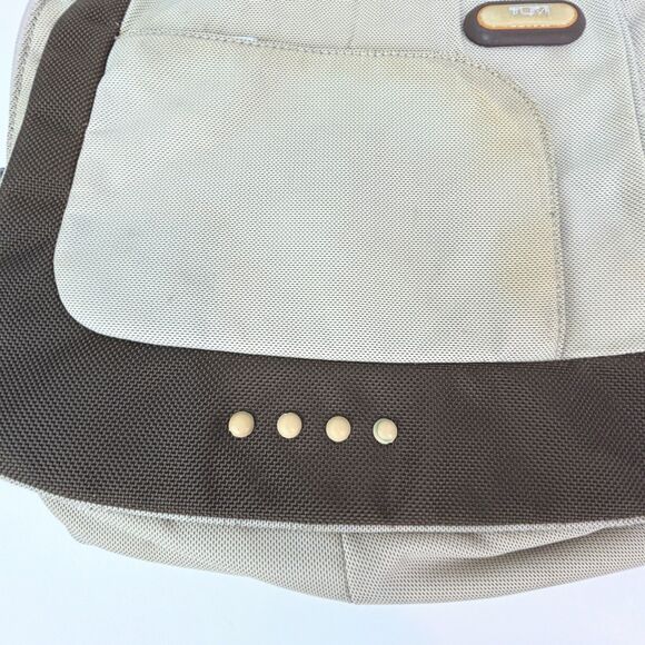 Tumi T Tech Flow Flap Crossbody Bag Nylon Beige Travel Handbag Messenger Purse - Picture 12 of 16